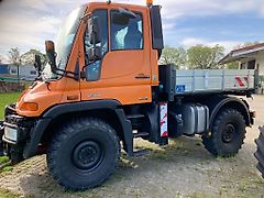 Mercedes-Benz U 300