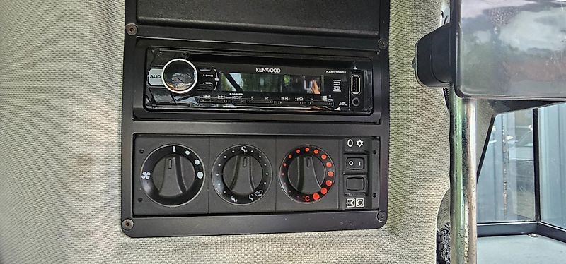 Schmidt Swingo Compact 200+ inkl. Kehrmaschine und Winterdienst