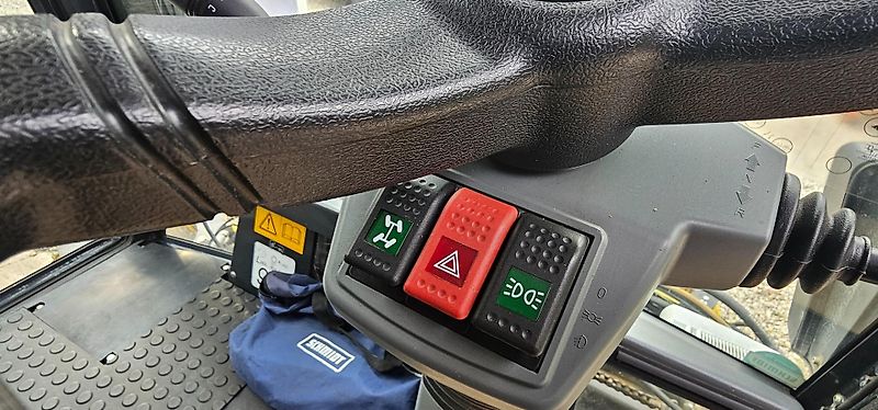 Schmidt Swingo Compact 200+ inkl. Kehrmaschine und Winterdienst