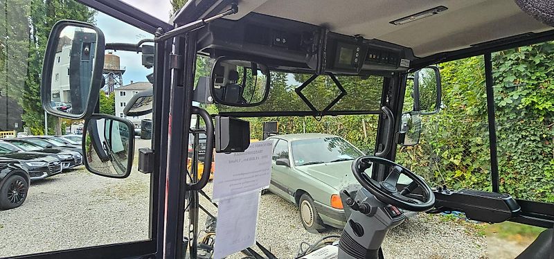 Schmidt Swingo Compact 200+ inkl. Kehrmaschine und Winterdienst