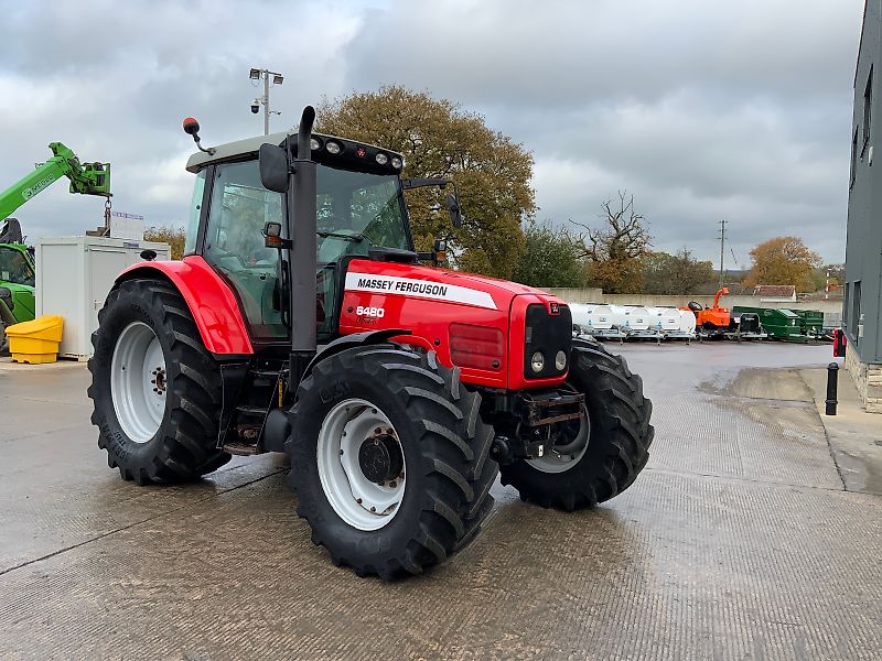 Massey Ferguson 6480 DYNA-6 Tractor (ST24945)