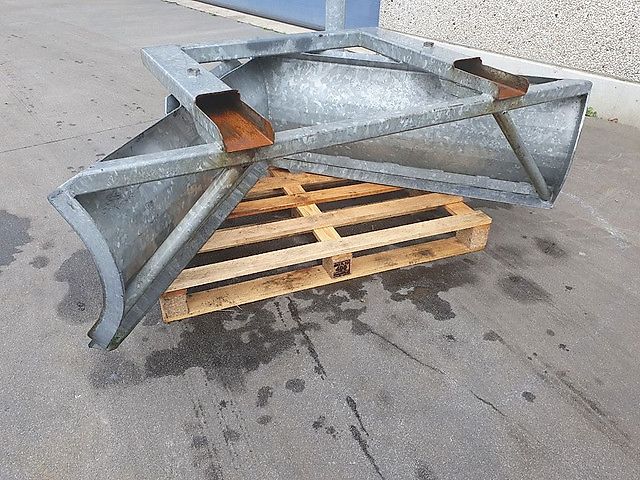 Vissers Mechanisatie Voerschuif