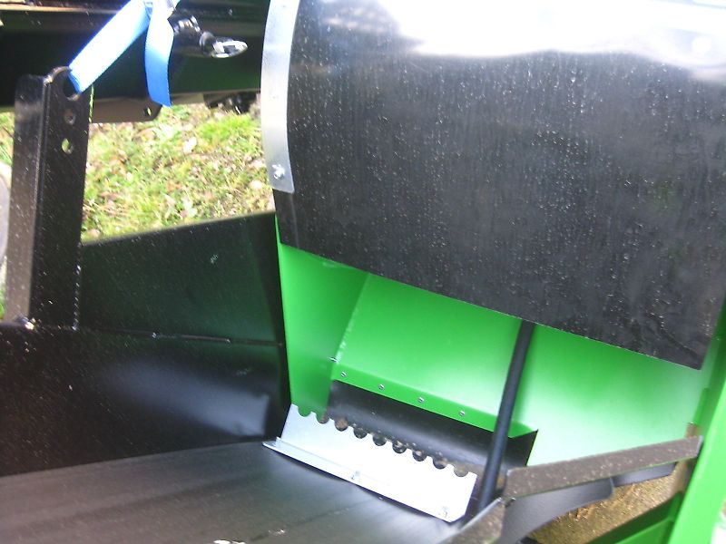 BILKE S3 PTO Zapfwelle Spaltautomat mit Einzugsband und Ausleger