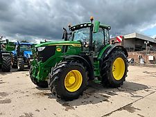 John Deere 6R 215