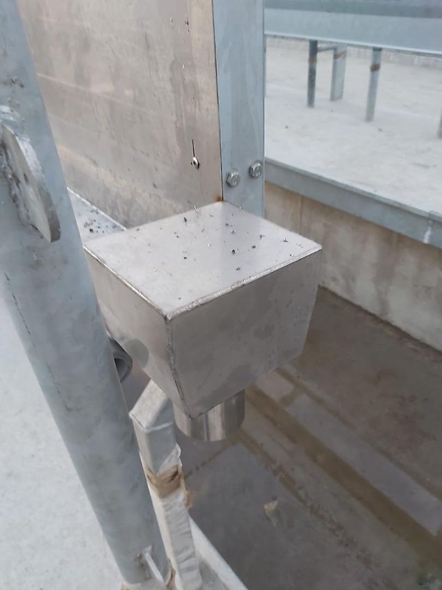 AgroMix Wygrodzenia udojowe ,,Bok w bok''