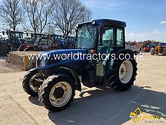 New Holland T4.95F