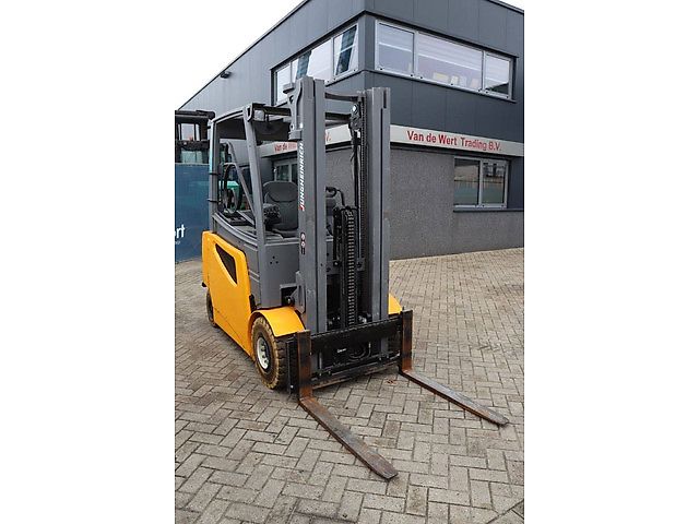 Jungheinrich EFG 425S