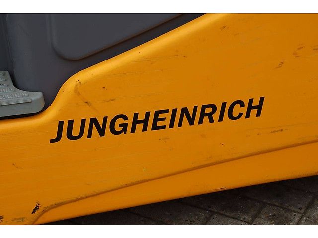 Jungheinrich EFG 425S
