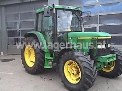 John Deere 6110
