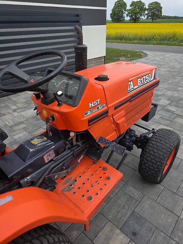 Kubota B1750 Hst