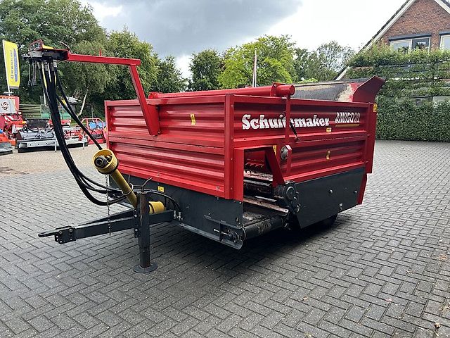 Schuitemaker Amigo 20 blokkendoseerwagen