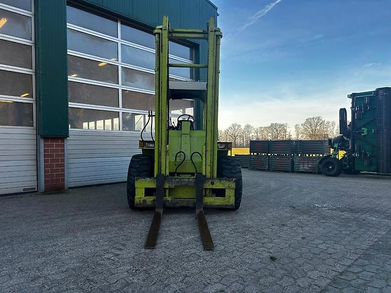 Claas UNITRAC ST 40 (Gabelstapler)