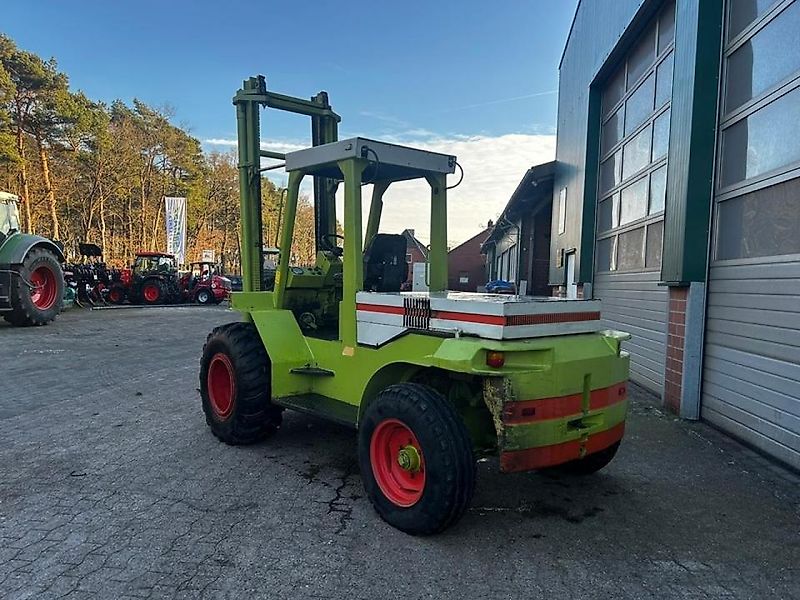 Claas UNITRAC ST 40 (Gabelstapler)