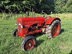 Hanomag R27