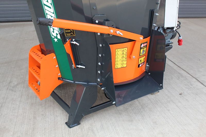 Burkon Futtermischer-2,5m³-Elektromotor+Gelenkwelle
