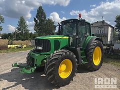 John Deere 6920