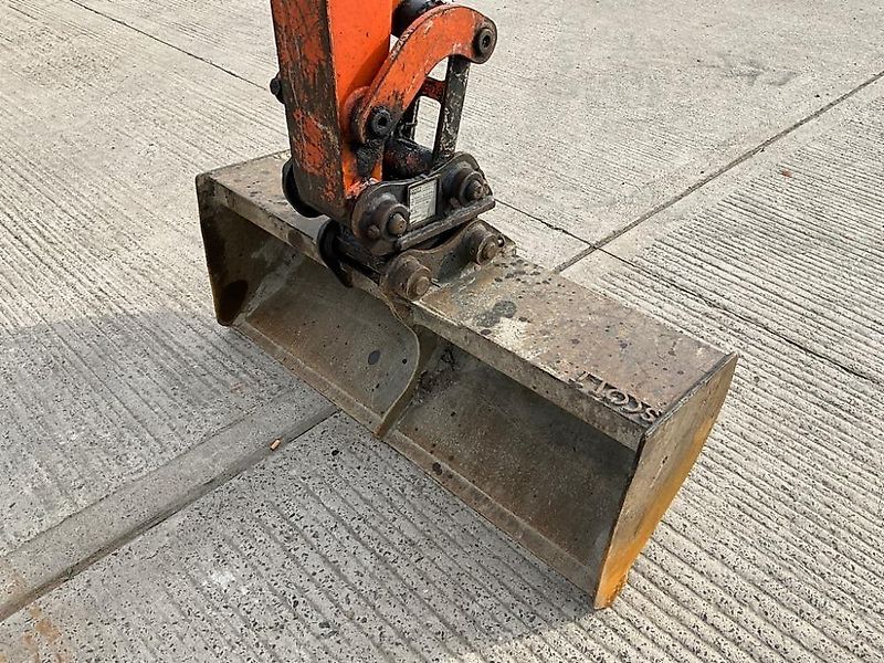Hitachi ZX29U-3CLR