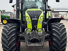Claas Arion 650