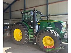 John Deere 6215 R
