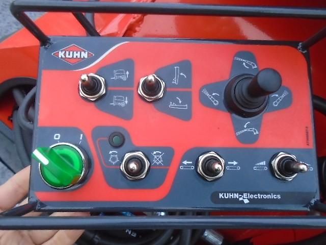 Kuhn Primor 2060 M