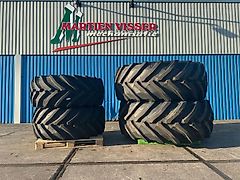 Trelleborg Set 710/60R42 + 600/60R30 Op Fendt velg 10-gaats Nieuw
