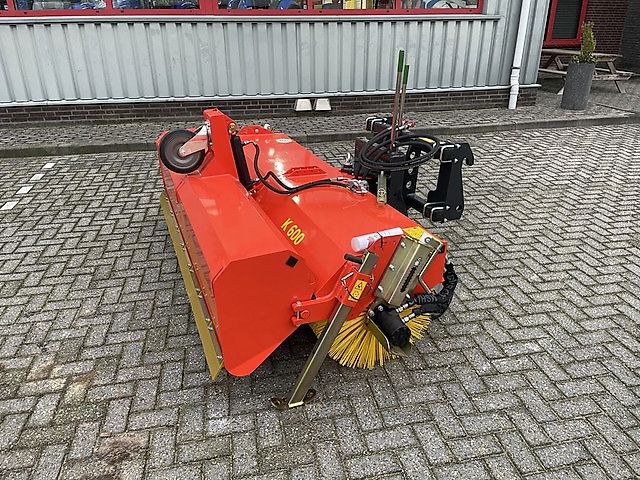 Adler K600-240 Veegmachine