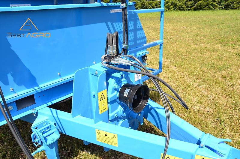 BESTAGRO Futtermischwagen Zamet 10m³ Komplett!!! Aufgabevorrichtung, Zweiganggetriebe, Beste Qualität!!!