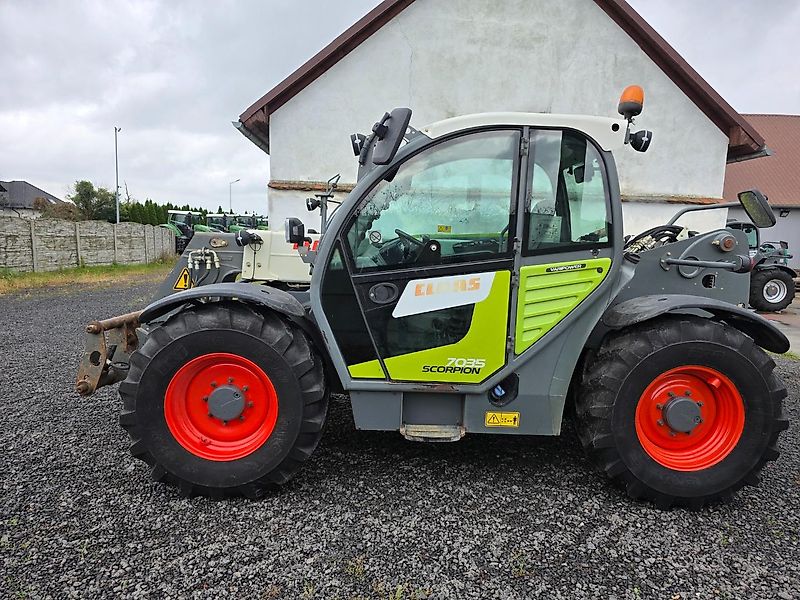 Claas Scorpion 7035 Varipower