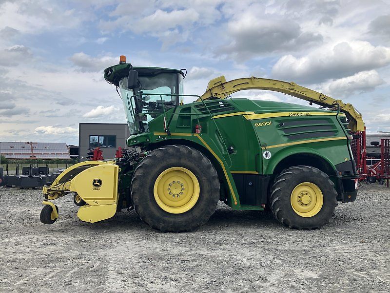 John Deere 8600i