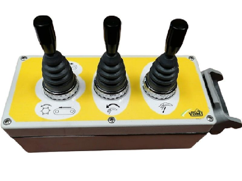 VDMJ Einstreumaschine WSB-140Z Strohverteiler mit hydraulische Ladeklappe und Drehturm