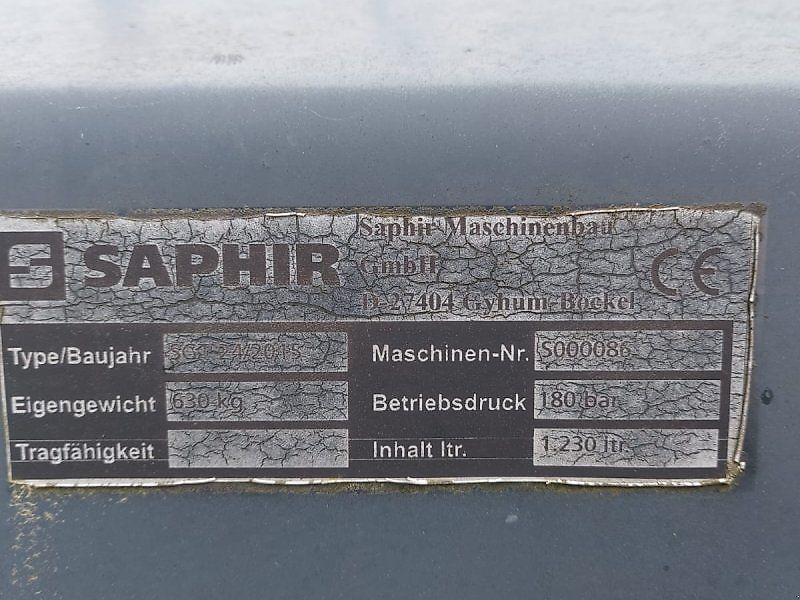 Saphir Erdschaufel