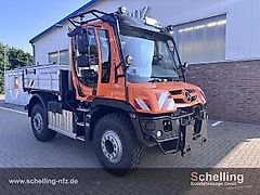 Mercedes-Benz U427
