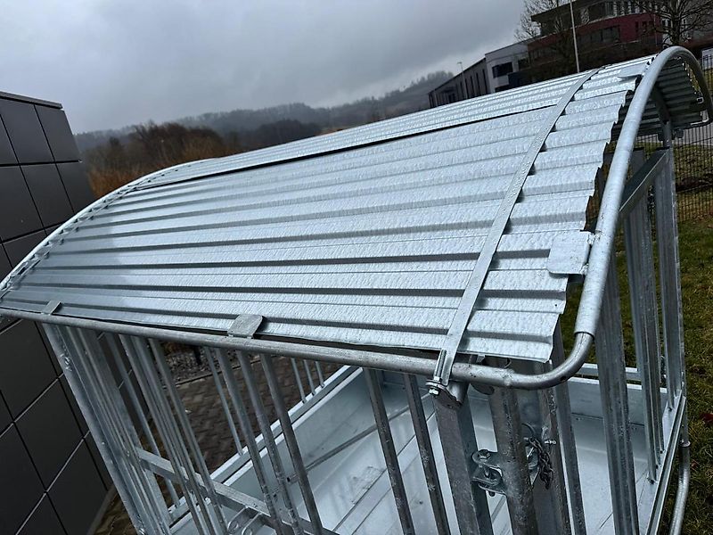 DM-Handel GmbH in Futterraufe Heuraufe Viereckraufe 16 Fressplätze Raufe 3x2 Typ 2 Palisadengitter Palisadenraufe Pferderaufe