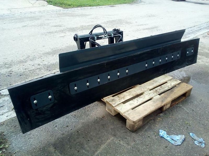 Hydraulischer Gummischieber | Hoflader | Teleskoplader