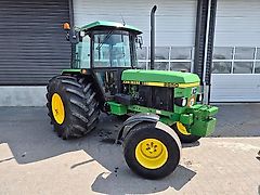 John Deere 2650