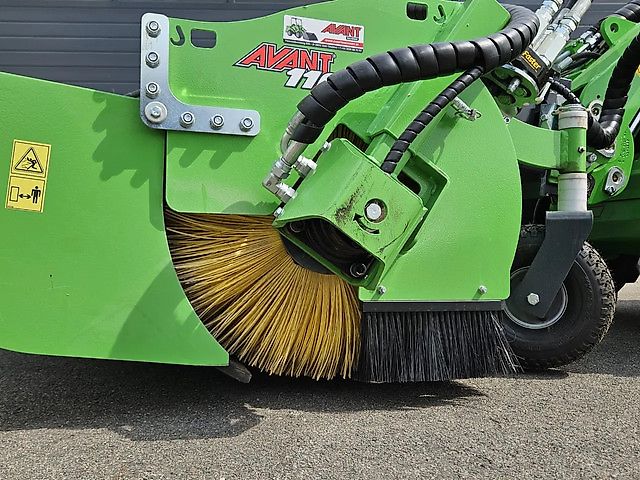 Avant borstel met opvangbak 1100