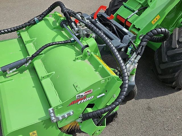 Avant borstel met opvangbak 1100