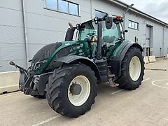 Valtra T214