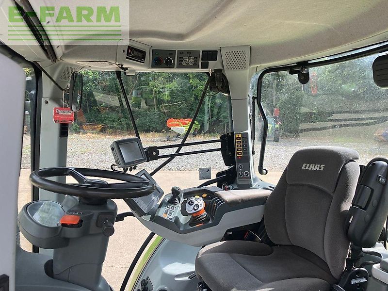 Claas ARION 640 CEBIS