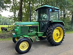 John Deere 1640