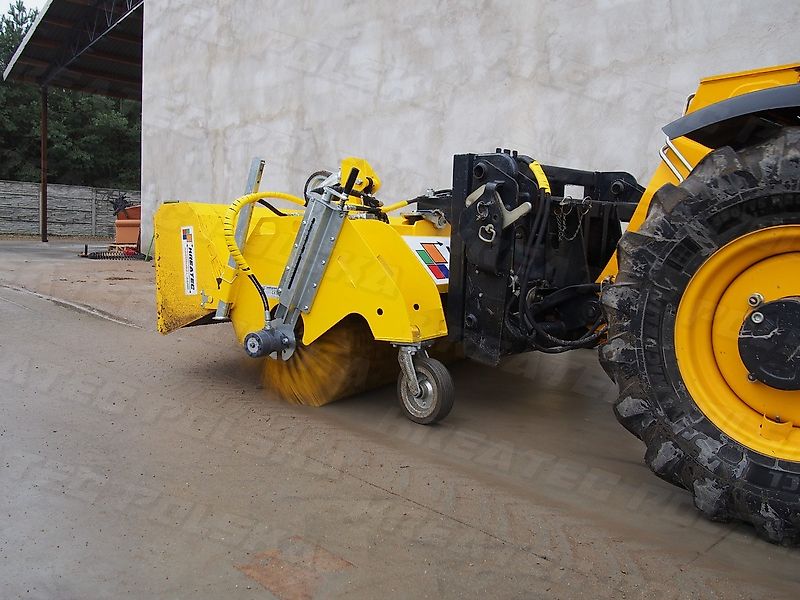 KREATEC Kehrmaschine / Kehrbesen / Veegmaschine TITANIUM 2,0m, Burste 760 mm