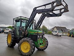 John Deere 6110SE