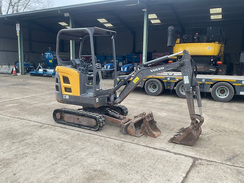 Volvo EC18D DIGGER