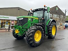 John Deere 6R 215