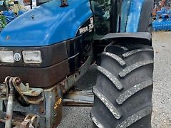 New Holland 7635
