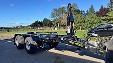 Pronar T285/1 Hakenlift mit 2 Containern