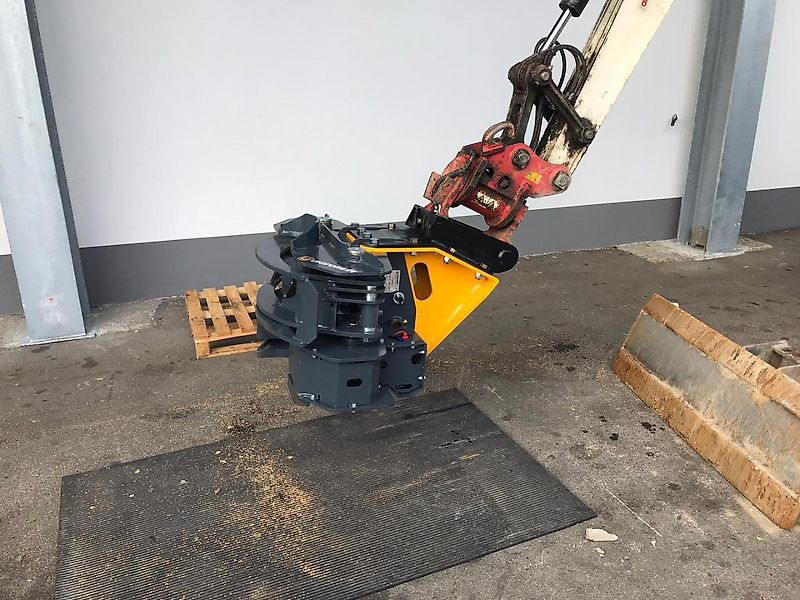 Uniforest Fällgreifer Energieholzgreifer Uniforest RK 250 B 250 K