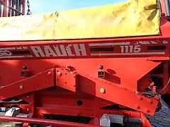 Rauch Rauch AERO 1115 Pneumatikstreuer 15m Arbeitsbreite 4 Fach Teilbreitenschaltung Pneumaticstreuer mit Abdeckplane Antrieb ĂĽber Zapfwellenaufsteckpumpe Elektrohydraulische Teilbreitenschalung Beleuchtungsanlage