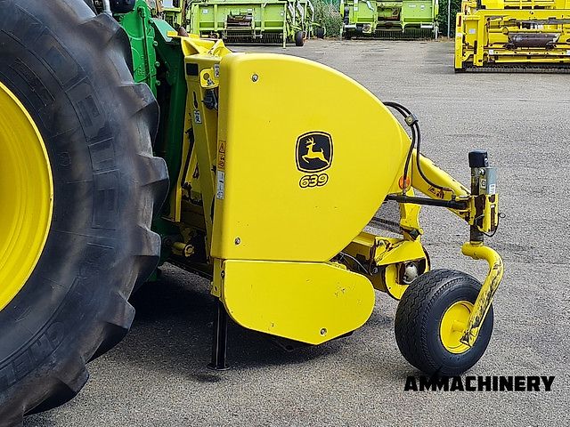 John Deere 639 pick-up