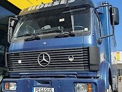 Mercedes-Benz 1726L SK Pferdetransporter Niehoff Pferde LKW